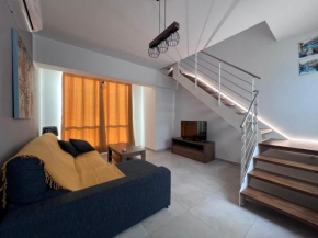 Zenia Court